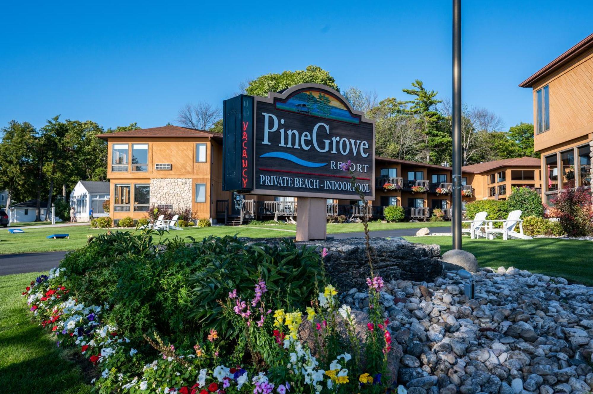 Pine Grove Resort Ифрейм Екстериор снимка