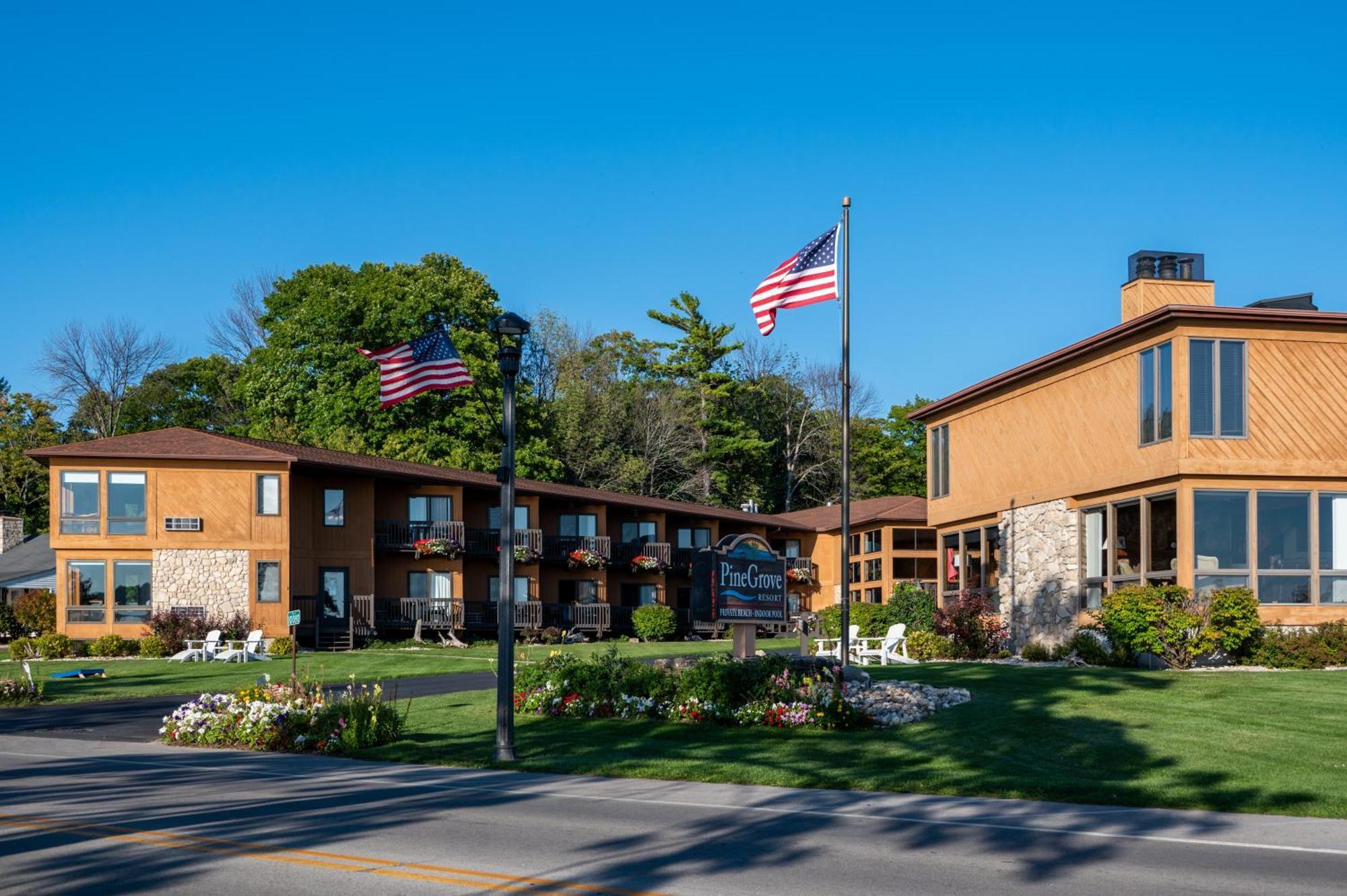Pine Grove Resort Ифрейм Екстериор снимка