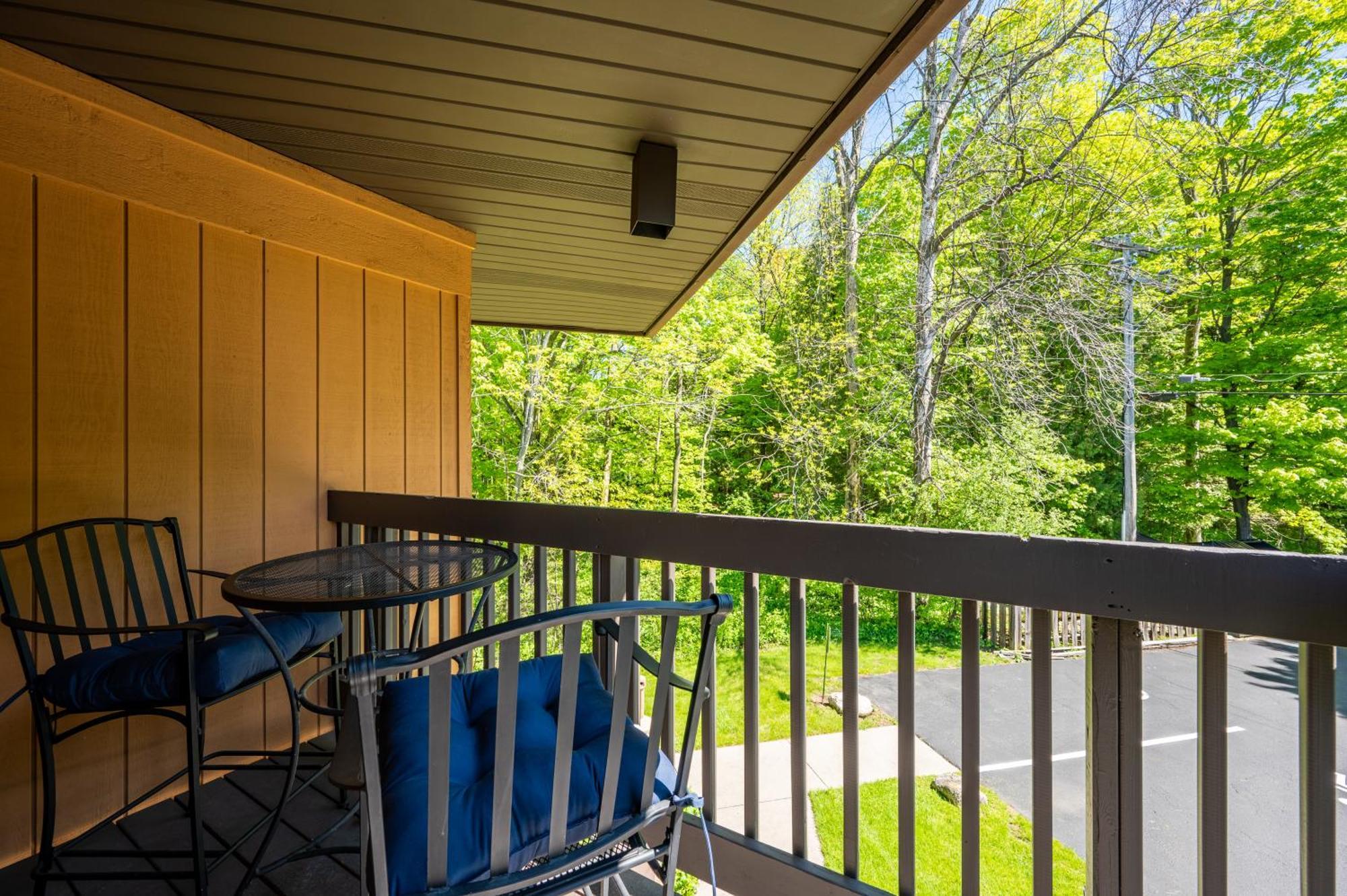 Pine Grove Resort Ифрейм Екстериор снимка